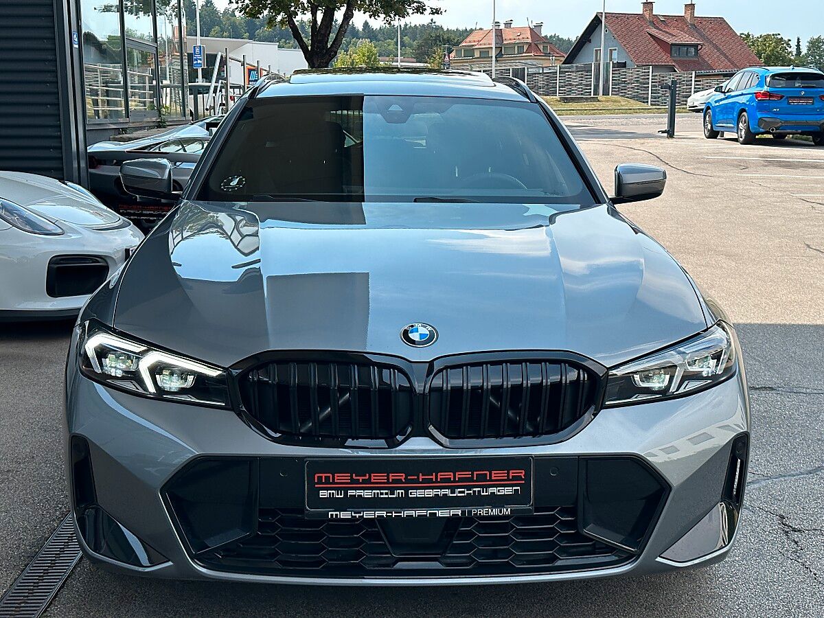 BMW 330i xDrive Touring M-Paket Aut. Pano imagem 3