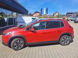 Peugeot 2008 Allure PureTech 110 EAT6 Stop&Start - Peugeot 2008: 1.6