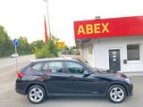 BMW X1 xDrive20d Automatik Sport Line XENON PANO - BMW X1 aus 2012