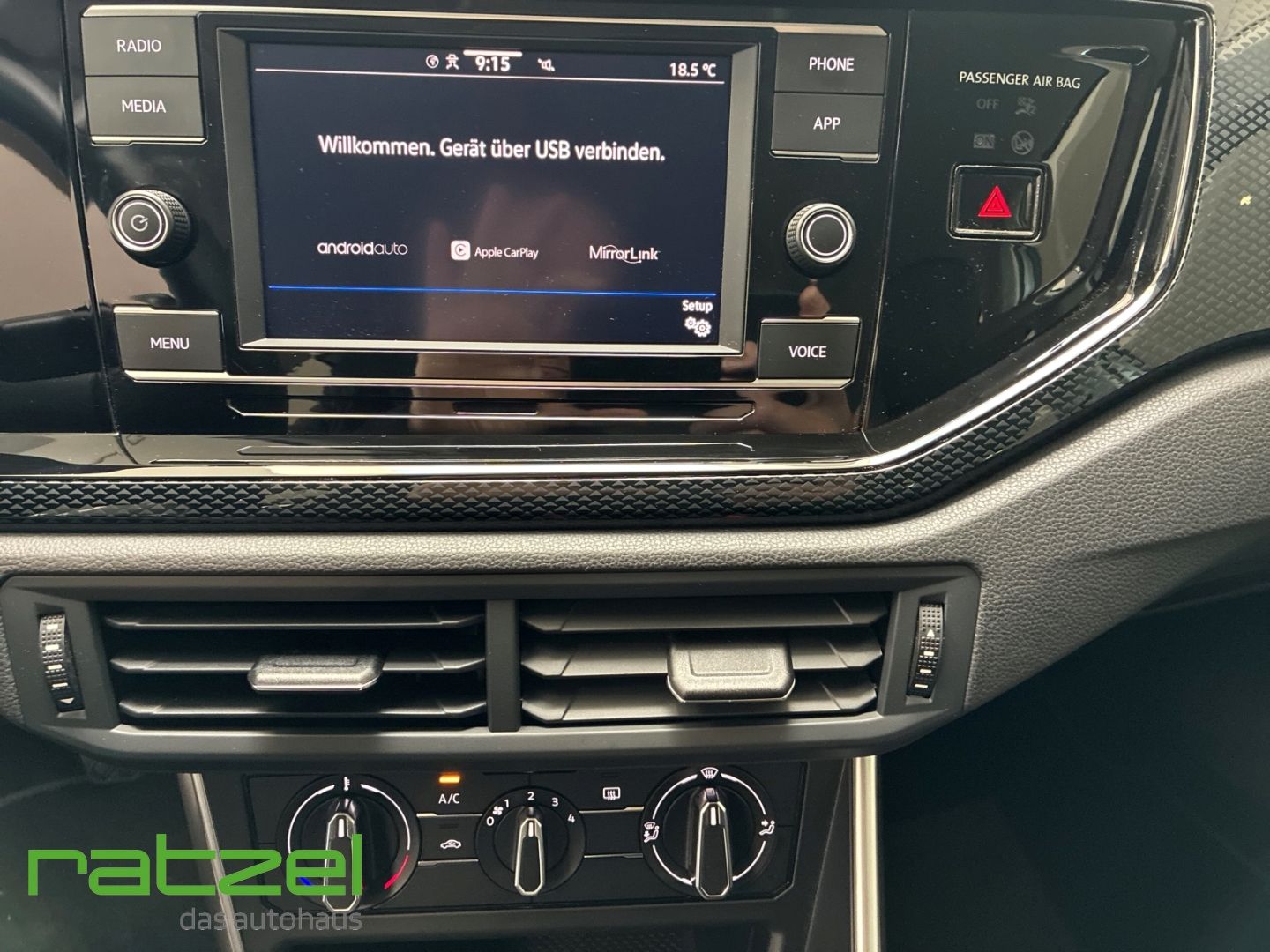 Fahrzeugabbildung Volkswagen Polo VI Life 1.0 Lane Assist App Connect