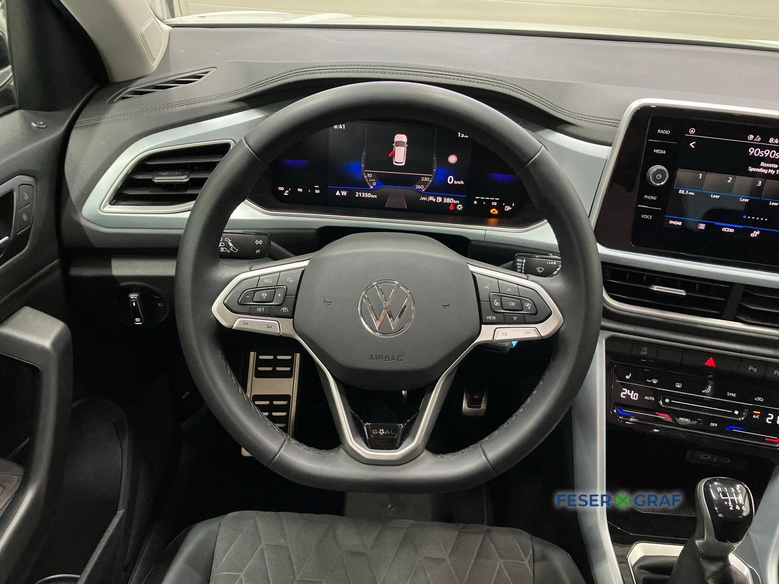 Volkswagen T-Roc - Bild 12