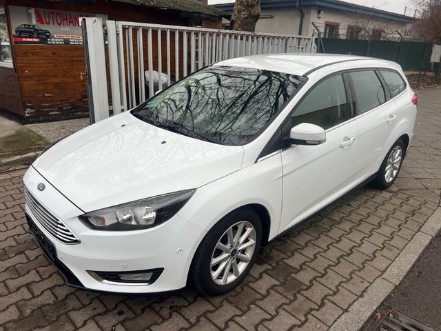 Ford Focus 1,0 EcoBoost 92kW Titanium Turnier *1.Hand