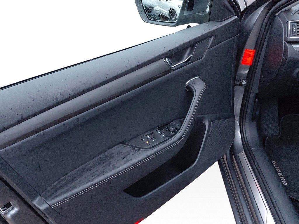 Skoda Superb - Bild 12