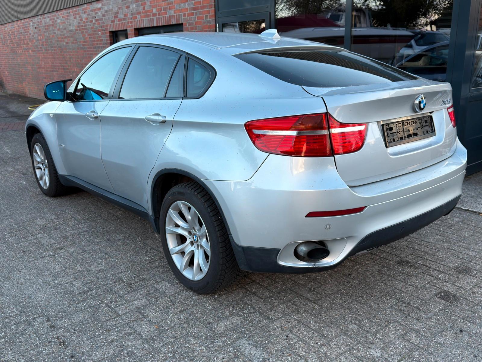BMW X6 - XDRIVE35I -  306 CV - BVA - VOLANT EN CUIR