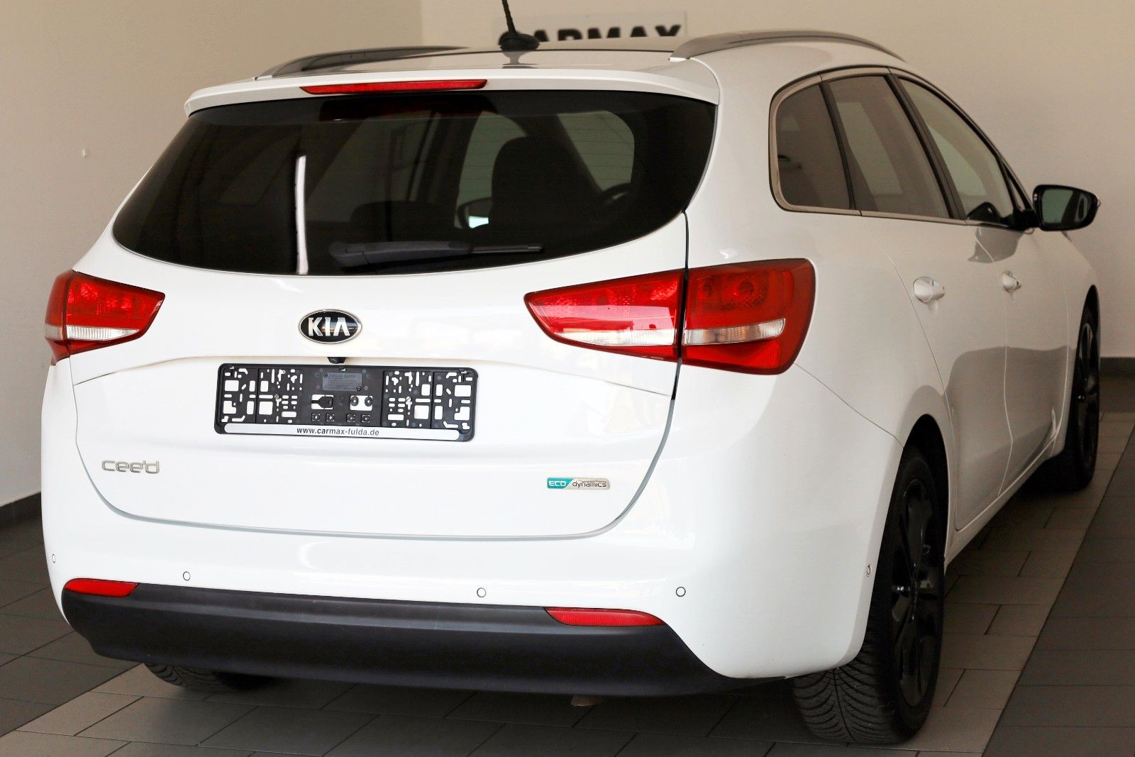 Fahrzeugabbildung Kia cee'd Sportswagon Spirit Navi,Xen,Kamera,PanDach