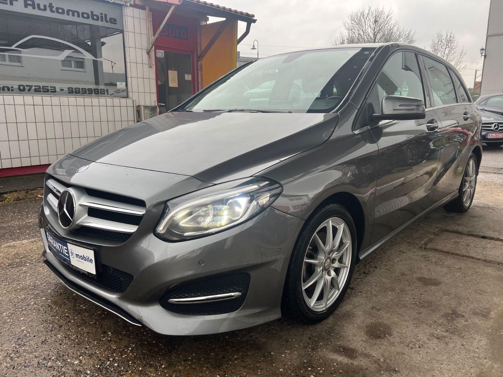 MERCEDES-BENZ B 220 4M*NAVI*LEDER*LED*KAM*Totwinkel*1.Hd