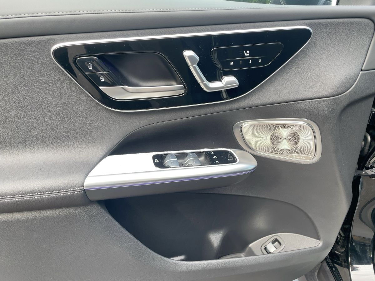 Fahrzeugabbildung Mercedes-Benz GLC 300 de 4M AMG/Night/360°/Digital-Light/AHK