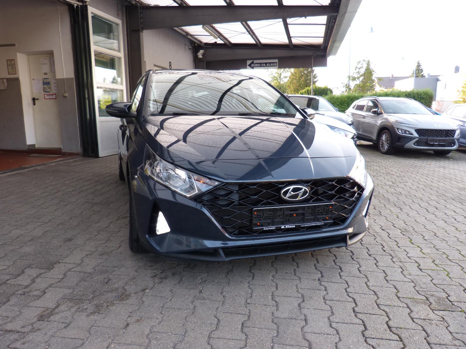Hyundai i20 KLIMA  KAMERA  APPLE  TEMPOMAT SHZ LHZ