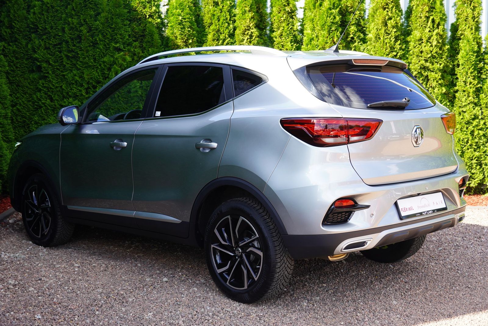 MG ZS