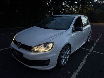 Volkswagen Golf - 3