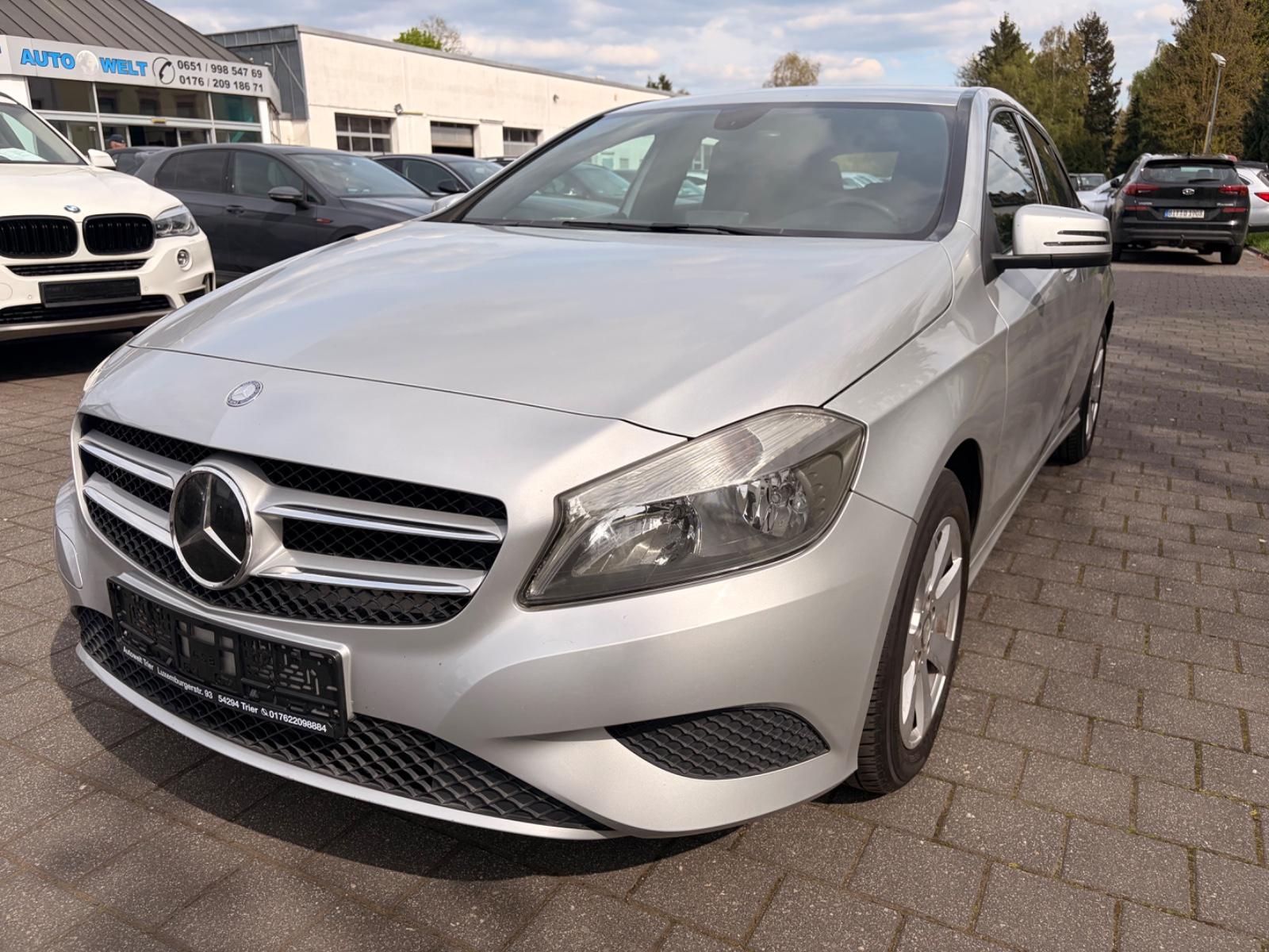 Mercedes-Benz A 180 A A 180 BlueEfficiency TOPZUSTAND 2.HAND