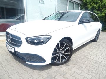 Mercedes E 200 - 1