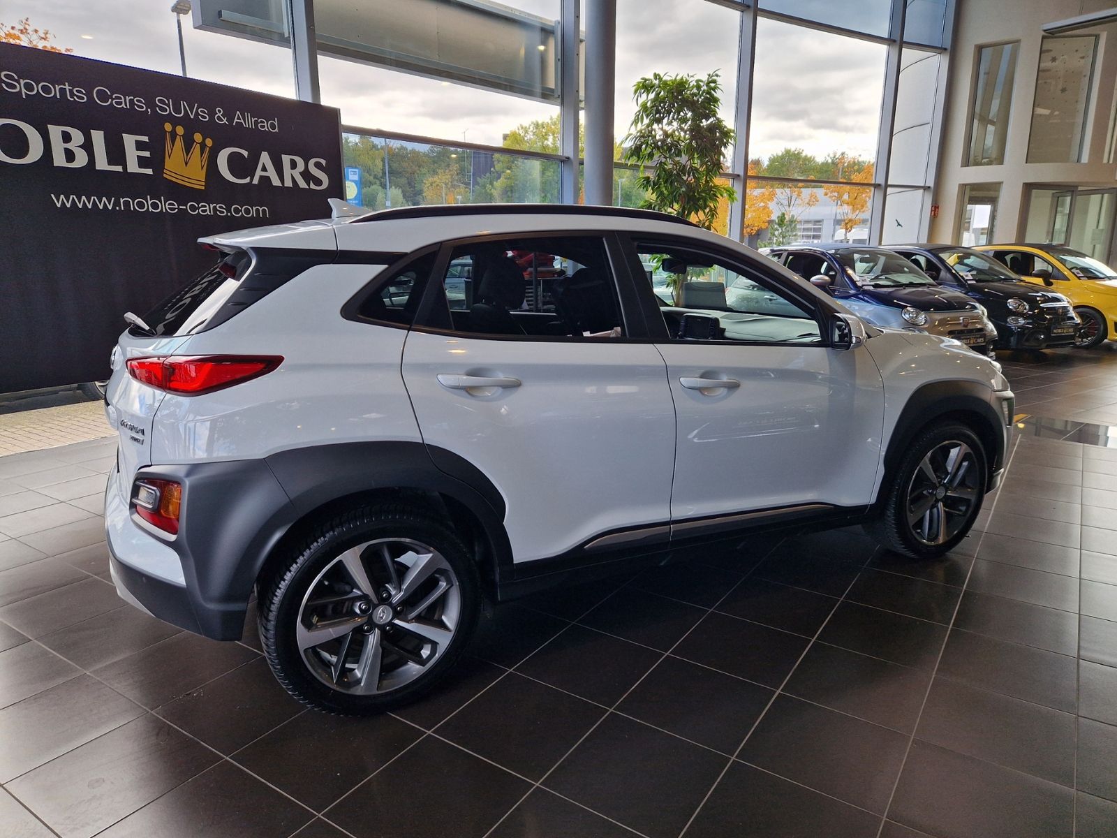 Fahrzeugabbildung Hyundai KONA Style 4WD LED NAVI ALU