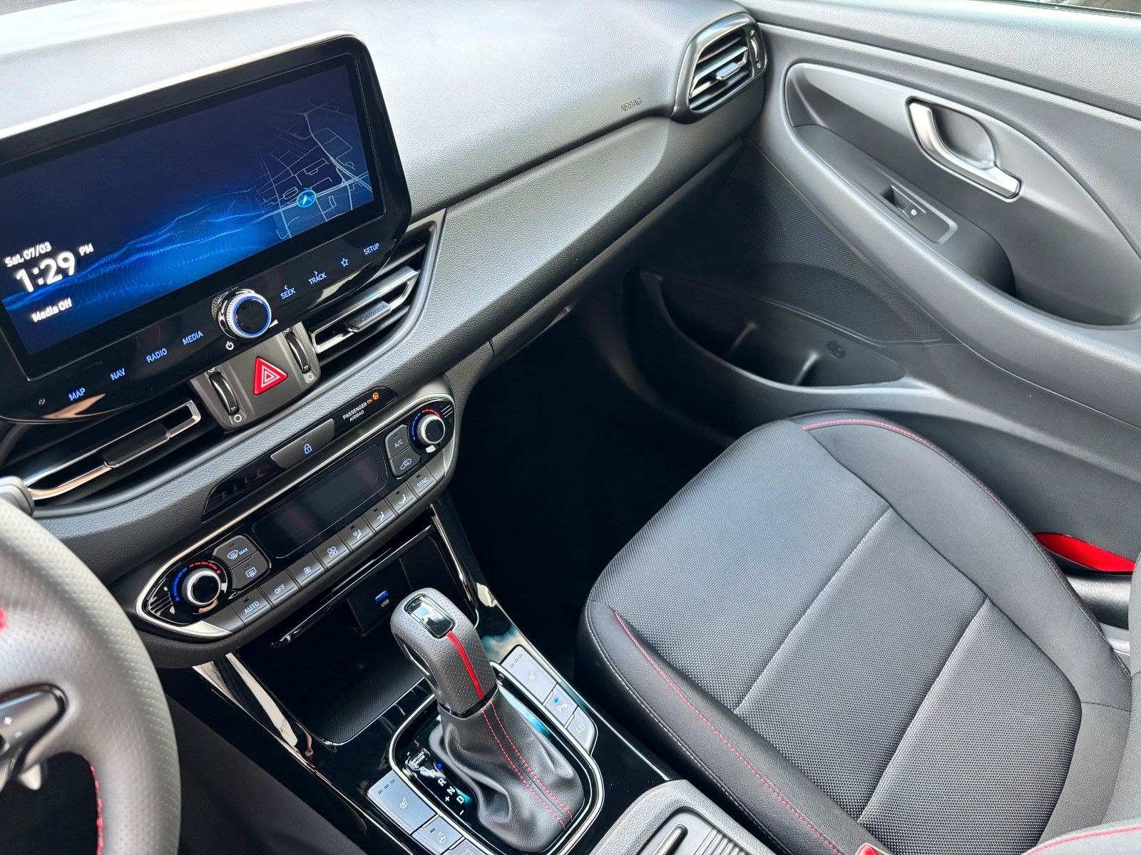 Fahrzeugabbildung Hyundai i30 cw 1.6 T-GDI N Line Kamera,LED,Navi,SHZ,PDC