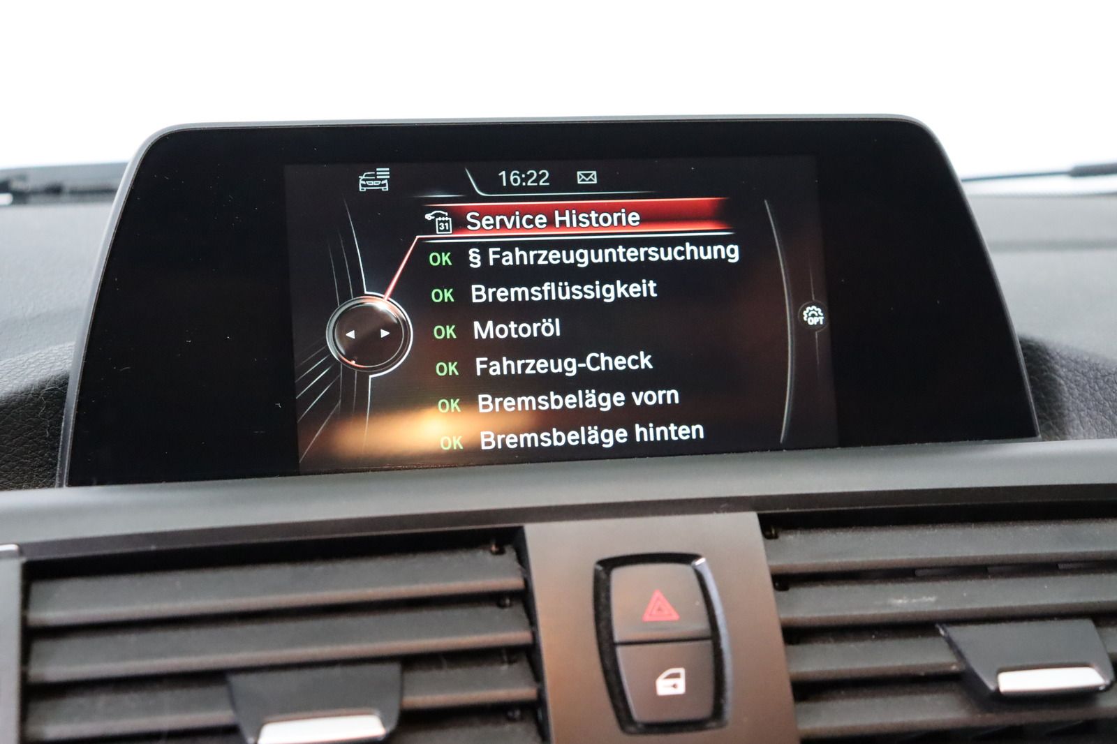 Fahrzeugabbildung BMW 118 d xDrive * Navi * Bi-Xenon * Sitzhzg.