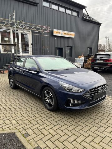 Hyundai i30 1.0 T-GDI Trend Fastback Klima Kamera