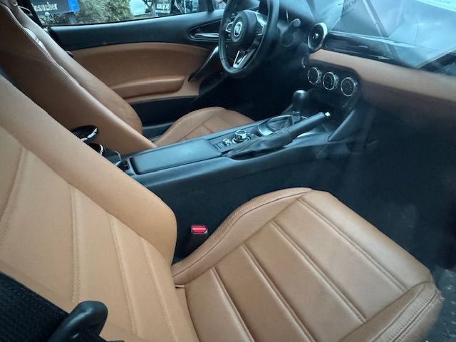 Fahrzeugabbildung Fiat 124 Spider Lusso BOSE RFK KLIMA NAVI SHZ