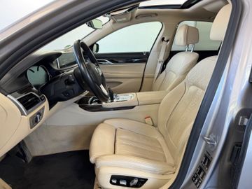 BMW 750 - 9