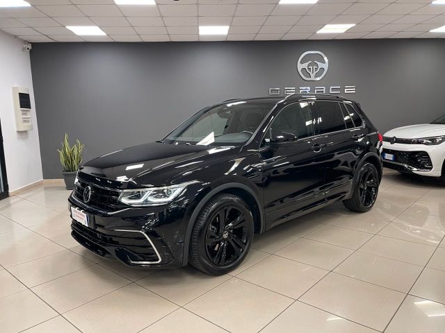 Volkswagen Tiguan 2.0 TDI 150cv DSG R-Line