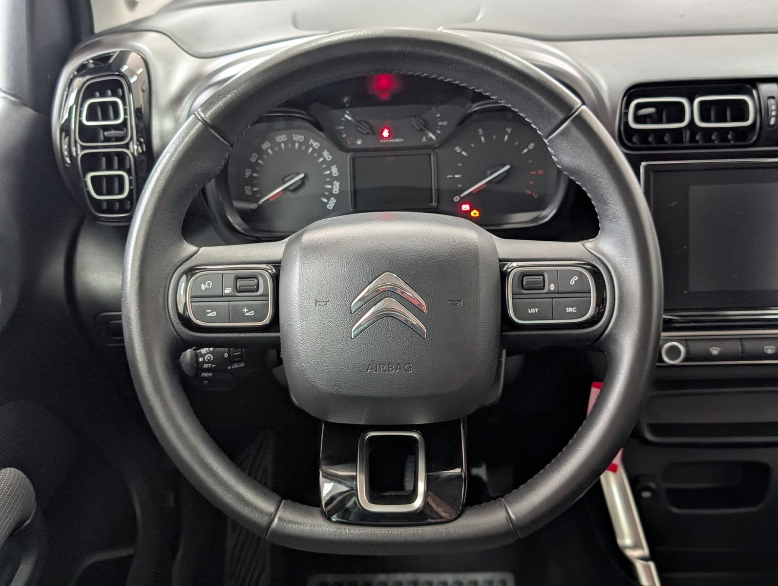 Fahrzeugabbildung Citroën C3 Aircross YOU APP PDC TOUCH TEMP KLIMA LED