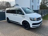 Volkswagen T6 Bus Multivan Trendline TÜV NEU! 2 HAND S-HEFT - Volkswagen T6 Transporter in Rostock