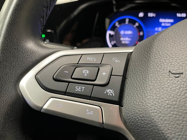 Golf VIII Life 2.0 TDI DSG NAVI MATRIX-LED RFK