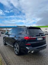 BMW X7 xDrive40d - - BMW X7 von privat