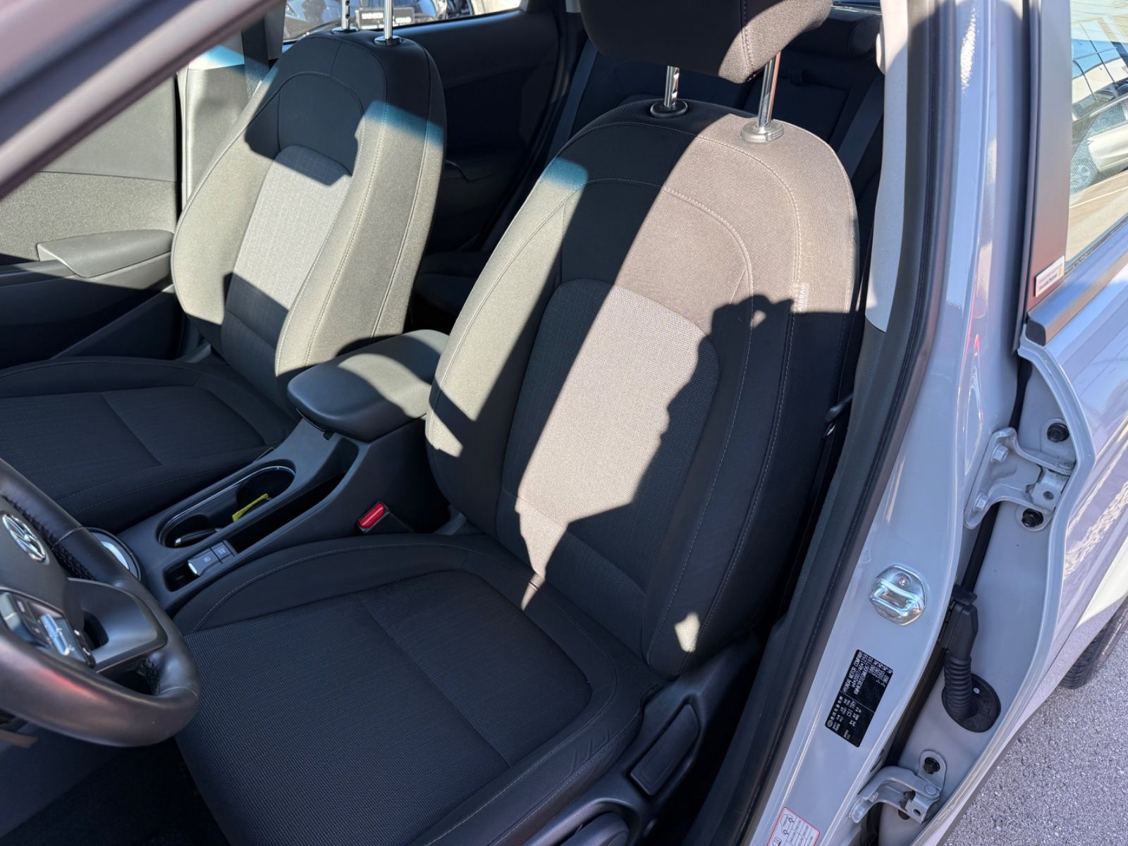 Fahrzeugabbildung Hyundai Kona Trend Hybrid Navi Sitzheizung