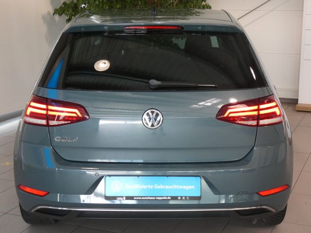 Golf 1.6 TDI IQ.DRIVE STANDHEIZUNG NAVI ACC