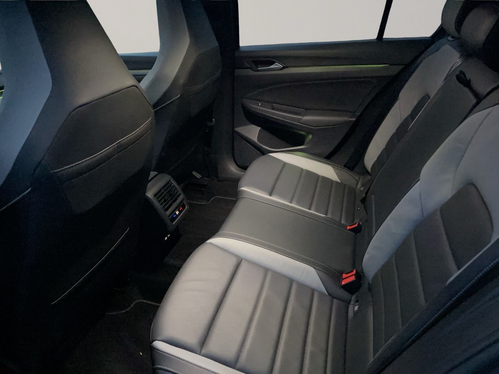 Golf VIII 1.4 eHybrid GTE, AHK, Business Premium