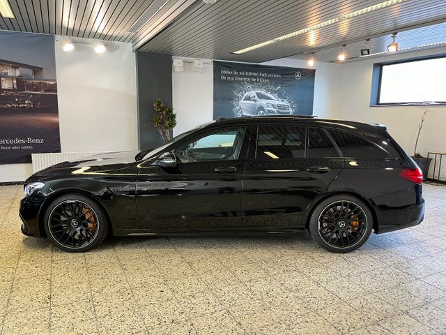 Mercedes-Benz C 63 T S AMG+NIGHT+PERFORMANCE+KERAMIK+CARBON+2H