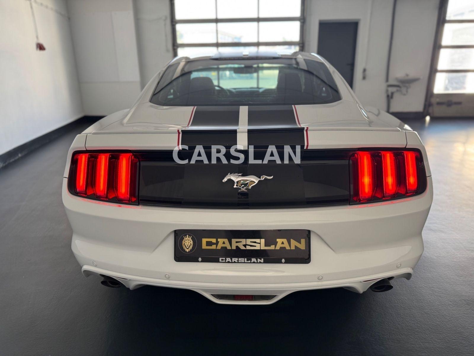 Ford Mustang 3.7 V6 NAVI+LED+ALCNTR+R.KAM+SHZ+KEYLESS
