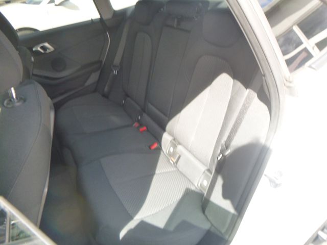 Fahrzeugabbildung BMW 218 Gran Coupé >NAV/AHK/LED/18Zoll Alu<