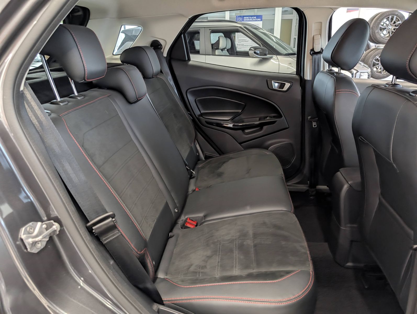 FORD EcoSport 1.0 EcoBoost ST-Line LED Navi Winter – Bild 11