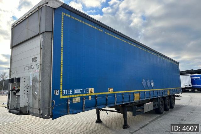 Schmitz Cargobull SCB*S3T / Huckepack / Disk brakes