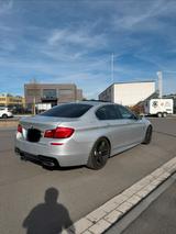 BMW F10 525D M Packet H&R* Pano* HUD* CarPlay - BMW 525 in Köln