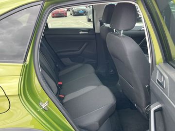 Volkswagen Taigo - 11