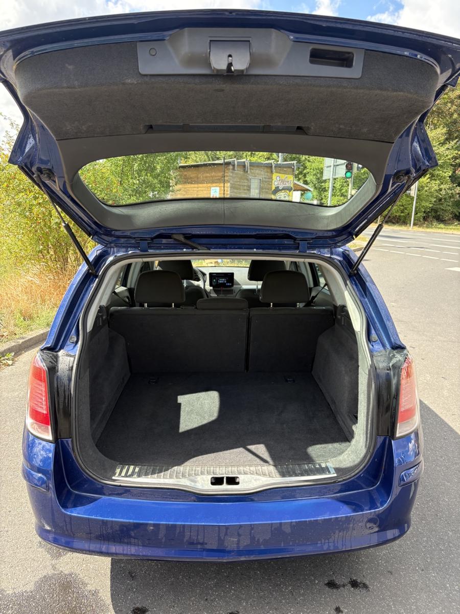 Opel Astra 2005 — photo 6