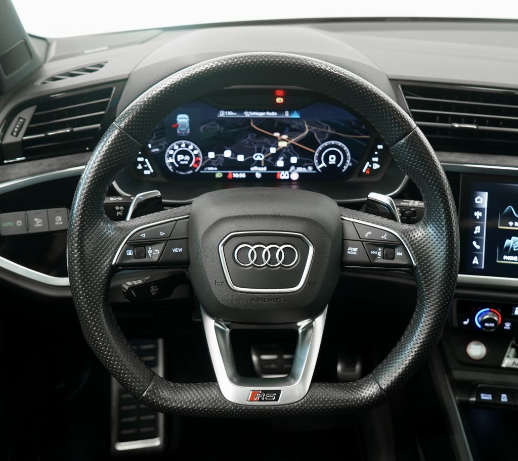 Audi Rsq3