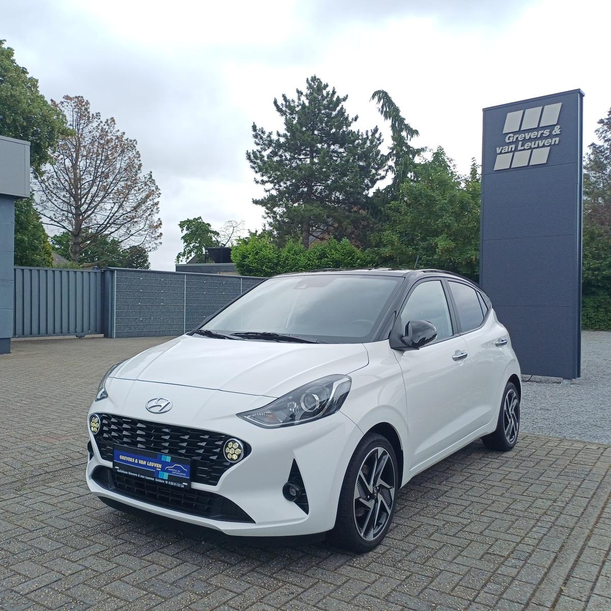 Hyundai i10 1.2 AT PRIME+ NAVI RFK TEMP S.-KEY WINTERP.