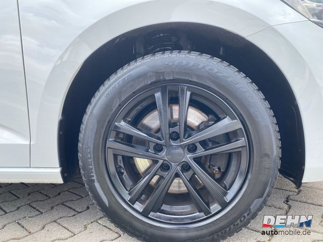 Volkswagen Touran 1.5 TSI Comfortline 7 Sitzer LEDNaviAHK
