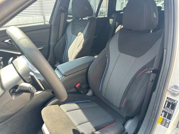 BMW 330e xDrive M Sportpaket Head-Up HiFi DAB LED