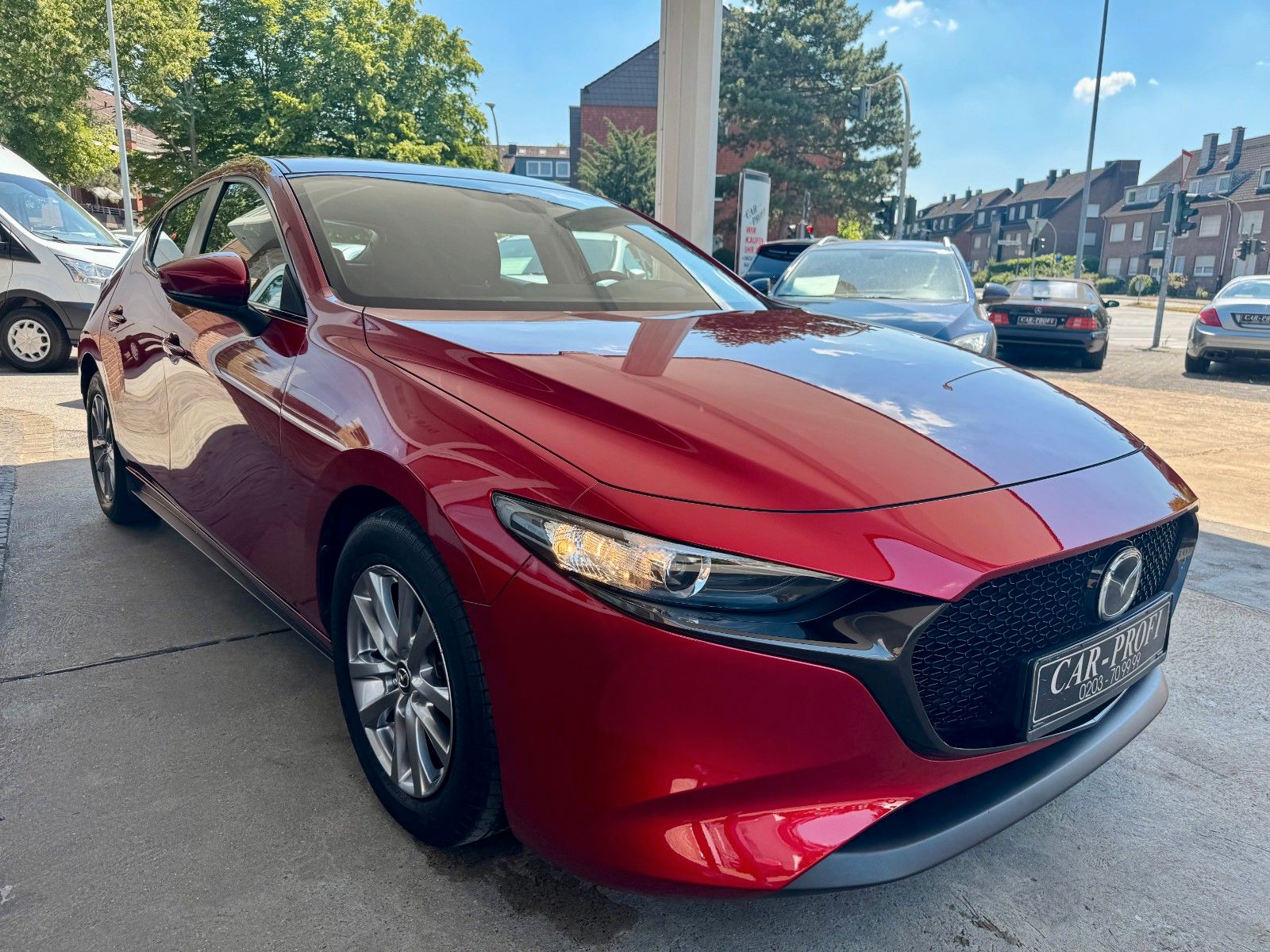 Fahrzeugabbildung Mazda 3 Limousine Autom. Navi/LED/HUD/Bluetooth