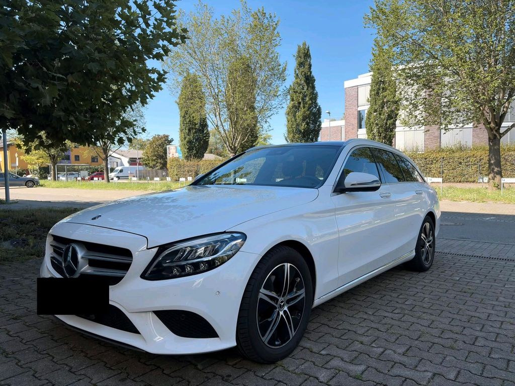 Image of Mercedes-Benz C 220