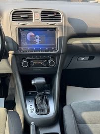 Volkswagen Golf - 9
