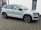 Skoda Karoq 1.5l TSI DSG Sportline  AHK,19",Pano,5/100 - Skoda Karoq: Ambiente-Beleuchtung