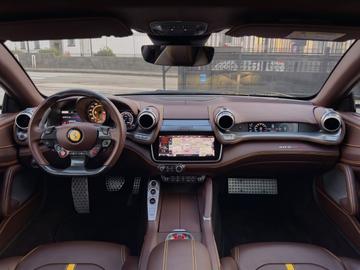 صورة 2 لـ 2020 Ferrari GTC4LUSSO