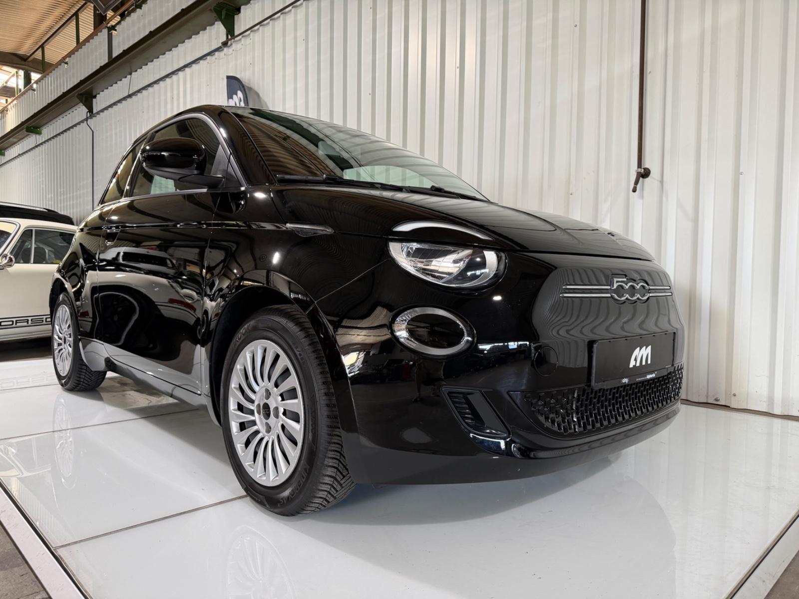 Fiat 500 e Action* Sportsitze*Apple CarPlay