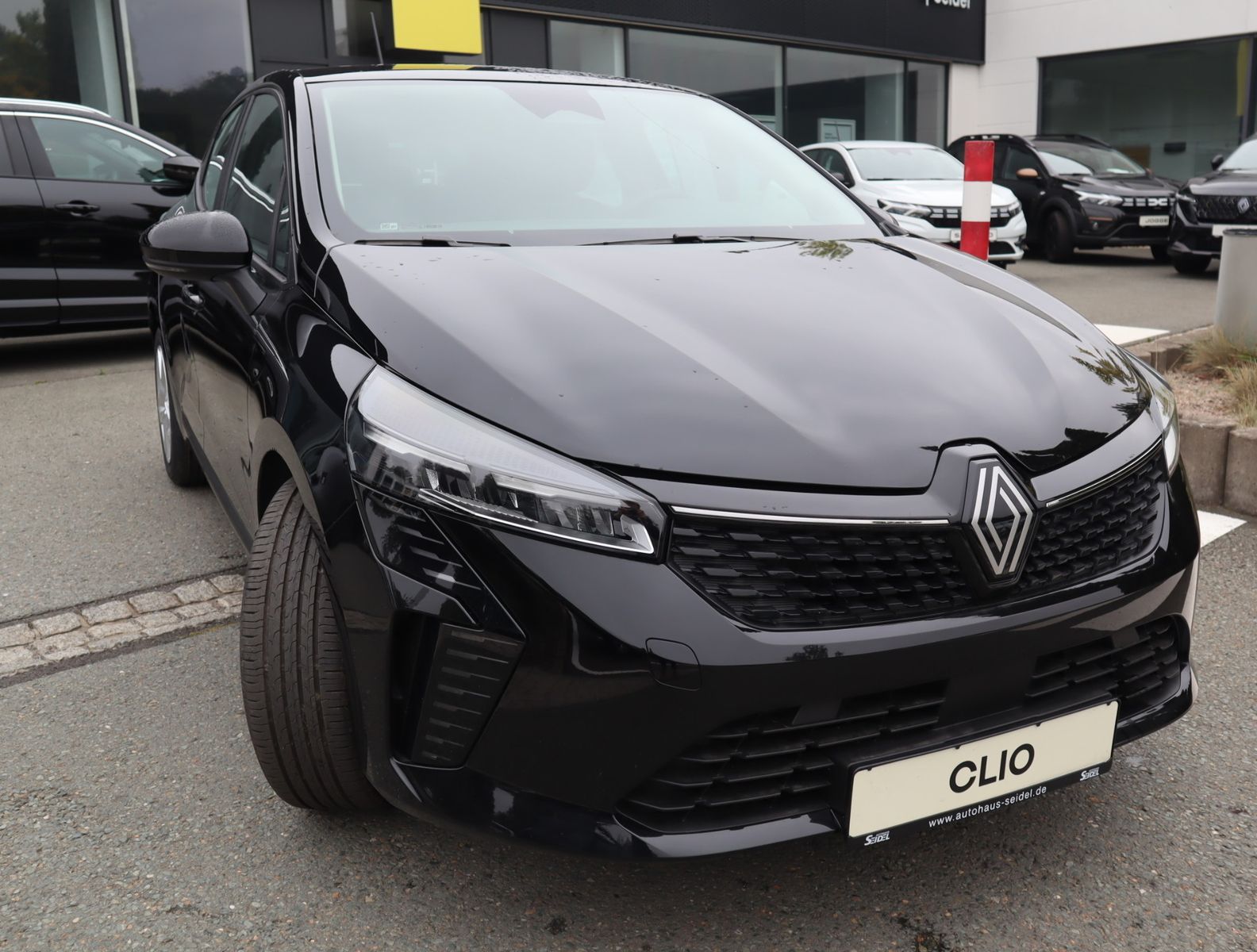 Renault Clio - Bild 8