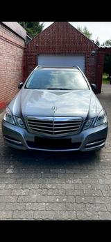 Mercedes-Benz E 250 CDI AVANTGARDE 2.Hand HÄNDLERGARANTIE - Mercedes-Benz E 250 mit Diesel-Antrieb: Kombi